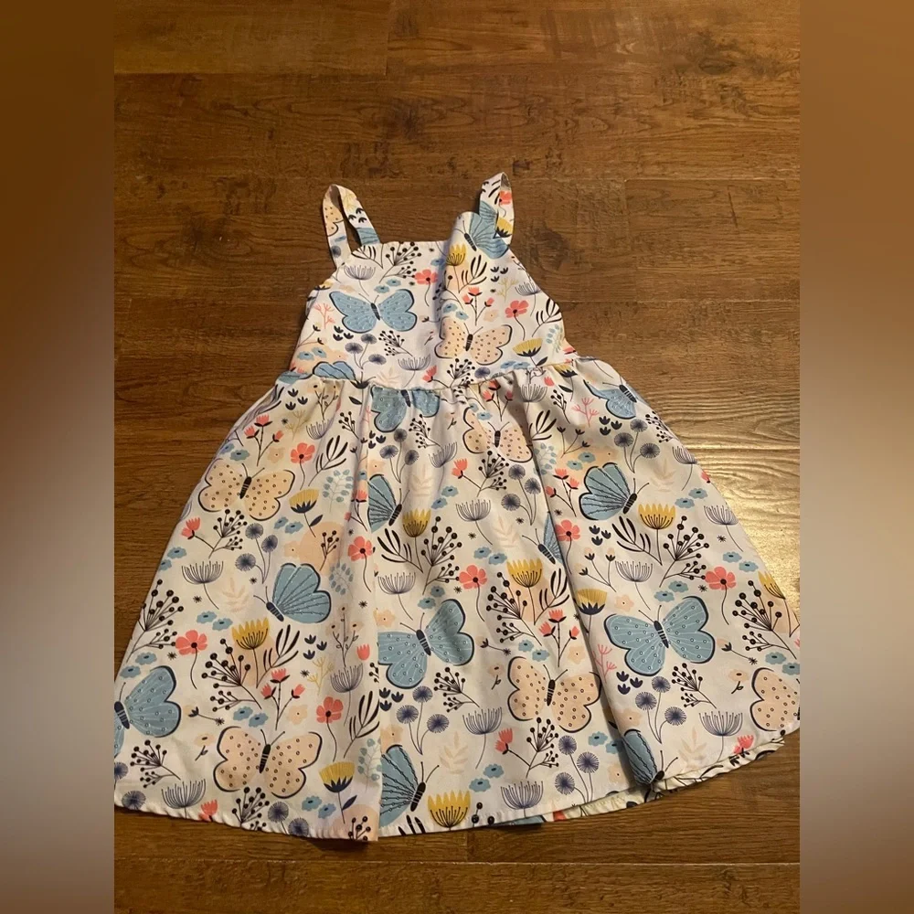 Butterfly dress girls 6/6X bow back